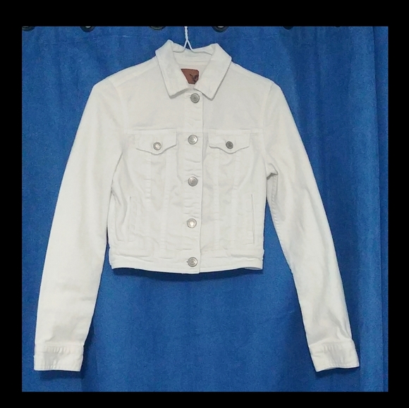 American Eagles Ladies Cropped Denium Style Jacket 100% Cotton - Picture 3 of 16